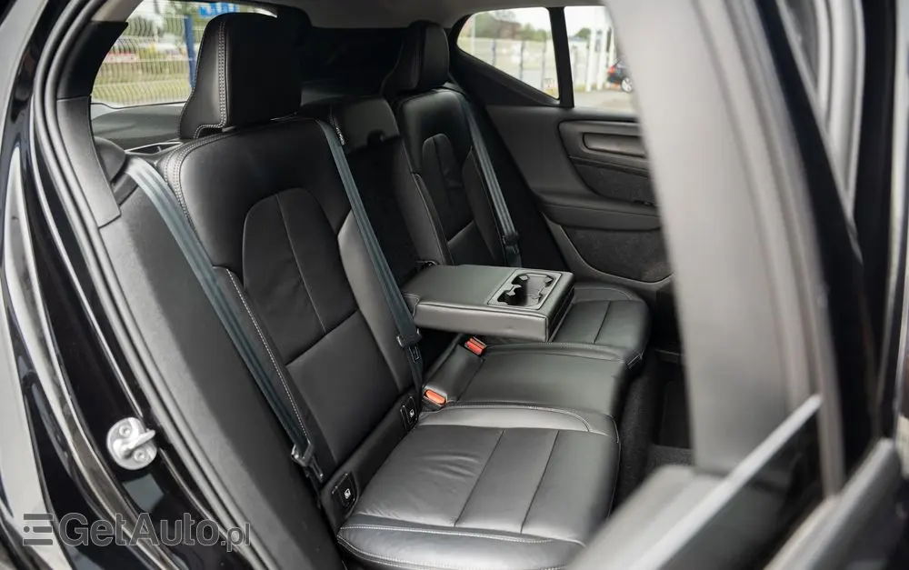 VOLVO XC 40 
