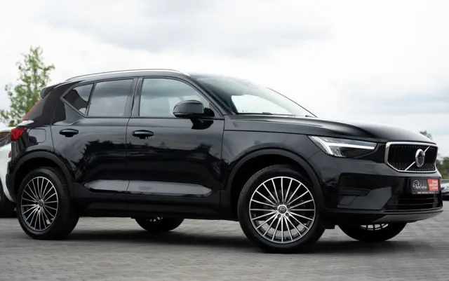 VOLVO XC 40 