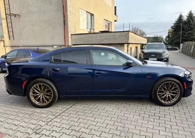 DODGE Charger 