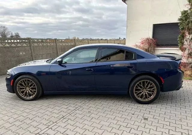 DODGE Charger 