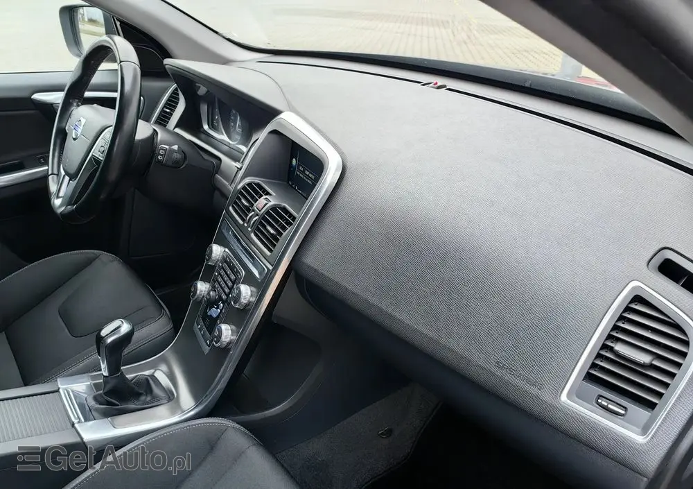 VOLVO XC 60 D4 Kinetic