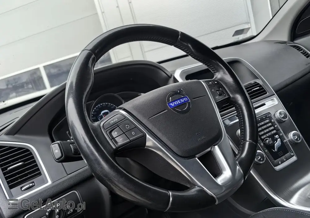 VOLVO XC 60 D4 Kinetic