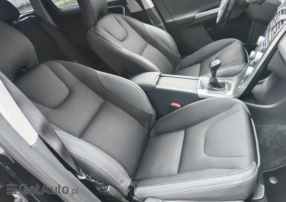 VOLVO XC 60 D4 Kinetic