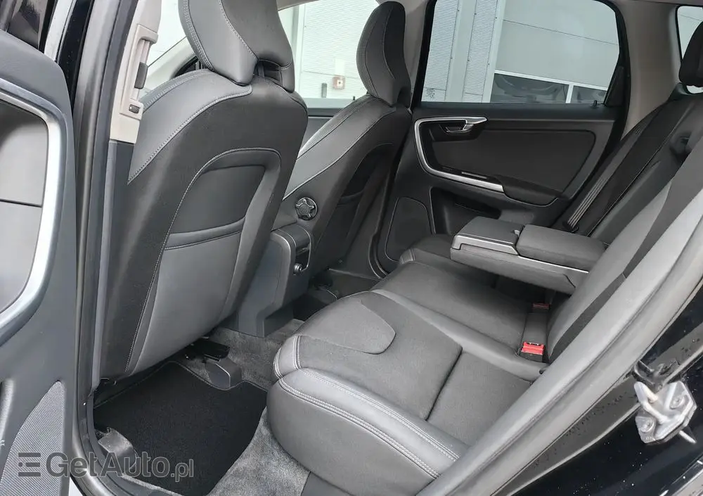 VOLVO XC 60 D4 Kinetic