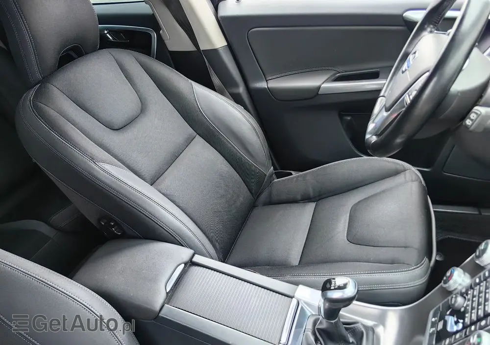 VOLVO XC 60 D4 Kinetic