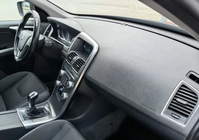 VOLVO XC 60 D4 Kinetic