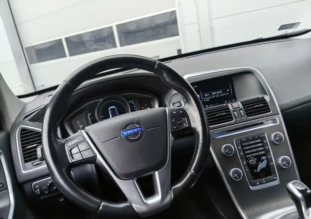 VOLVO XC 60 D4 Kinetic