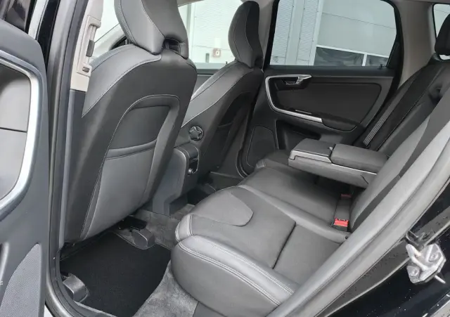 VOLVO XC 60 D4 Kinetic