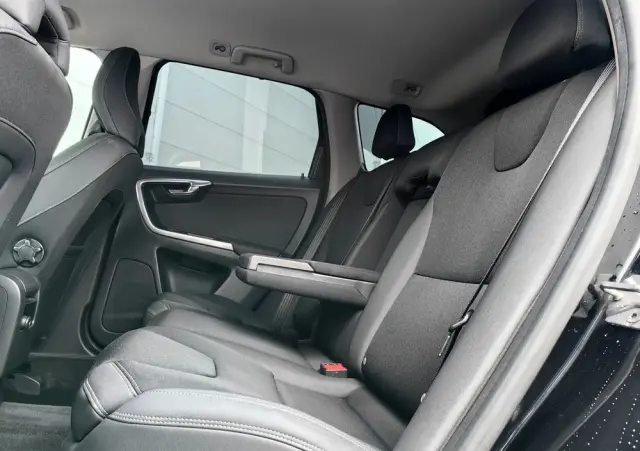 VOLVO XC 60 D4 Kinetic