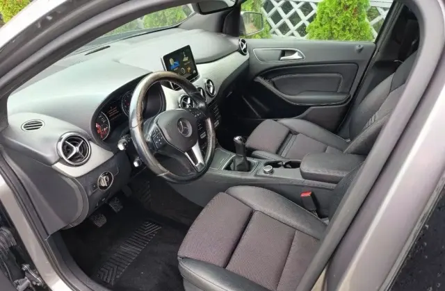 MERCEDES-BENZ Klasa B 