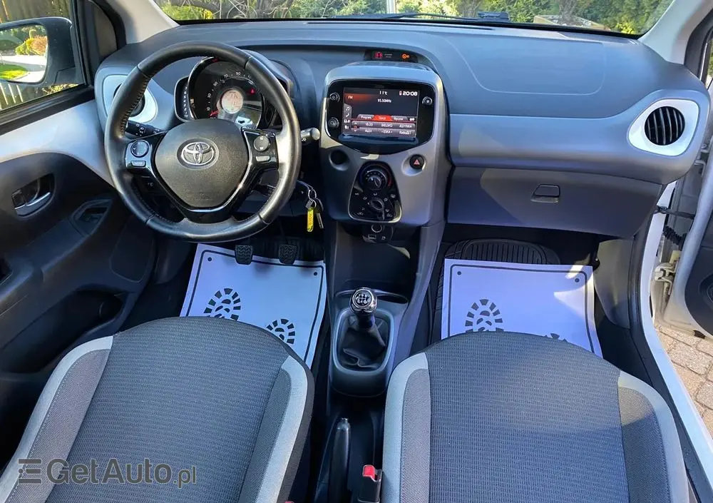 TOYOTA Aygo 1.0 VVT-i Color Edition