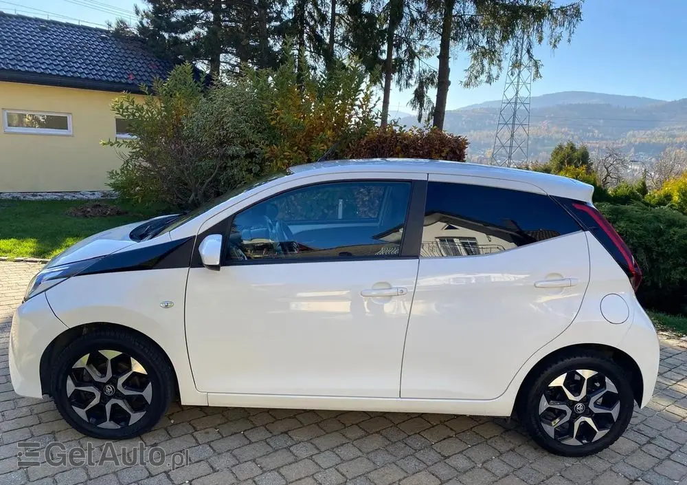 TOYOTA Aygo 1.0 VVT-i Color Edition