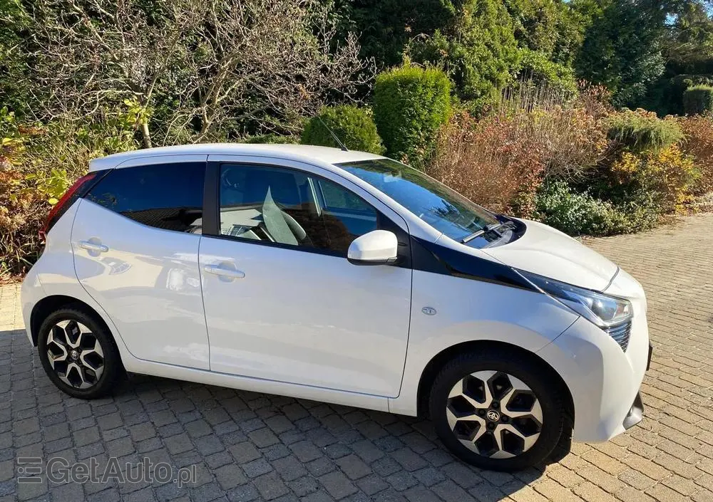 TOYOTA Aygo 1.0 VVT-i Color Edition