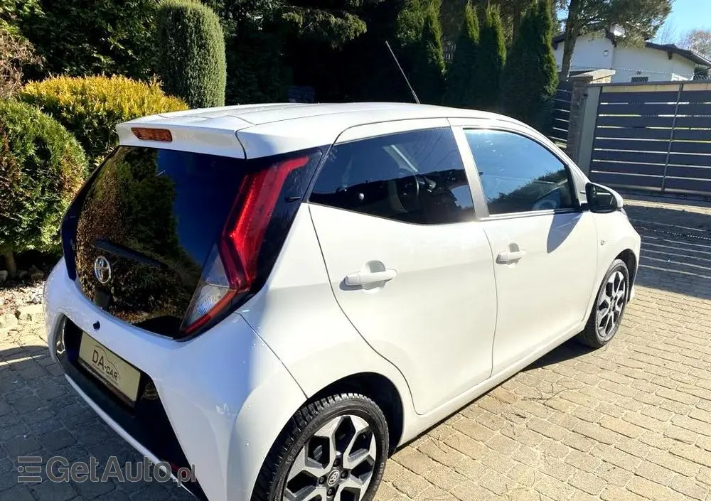 TOYOTA Aygo 1.0 VVT-i Color Edition