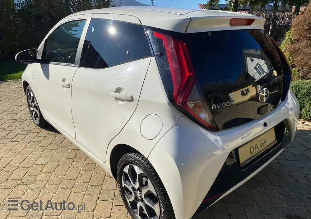 TOYOTA Aygo 1.0 VVT-i Color Edition