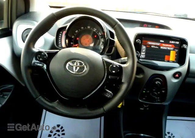 TOYOTA Aygo 1.0 VVT-i Color Edition