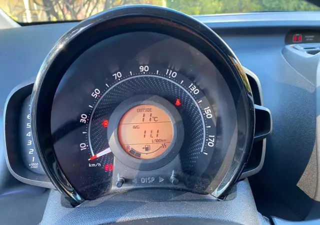 TOYOTA Aygo 1.0 VVT-i Color Edition