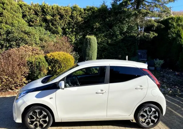 TOYOTA Aygo 1.0 VVT-i Color Edition