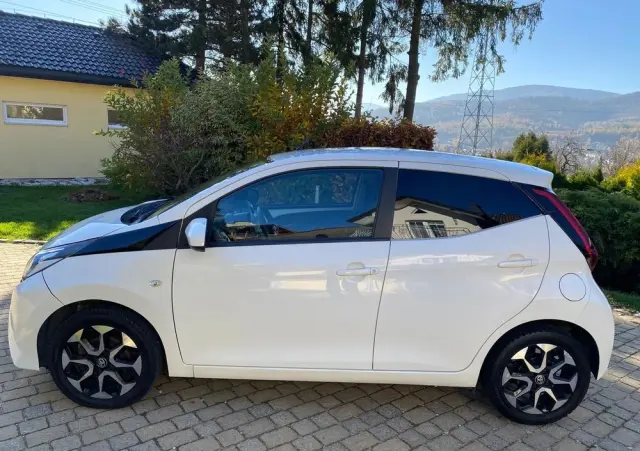 TOYOTA Aygo 1.0 VVT-i Color Edition