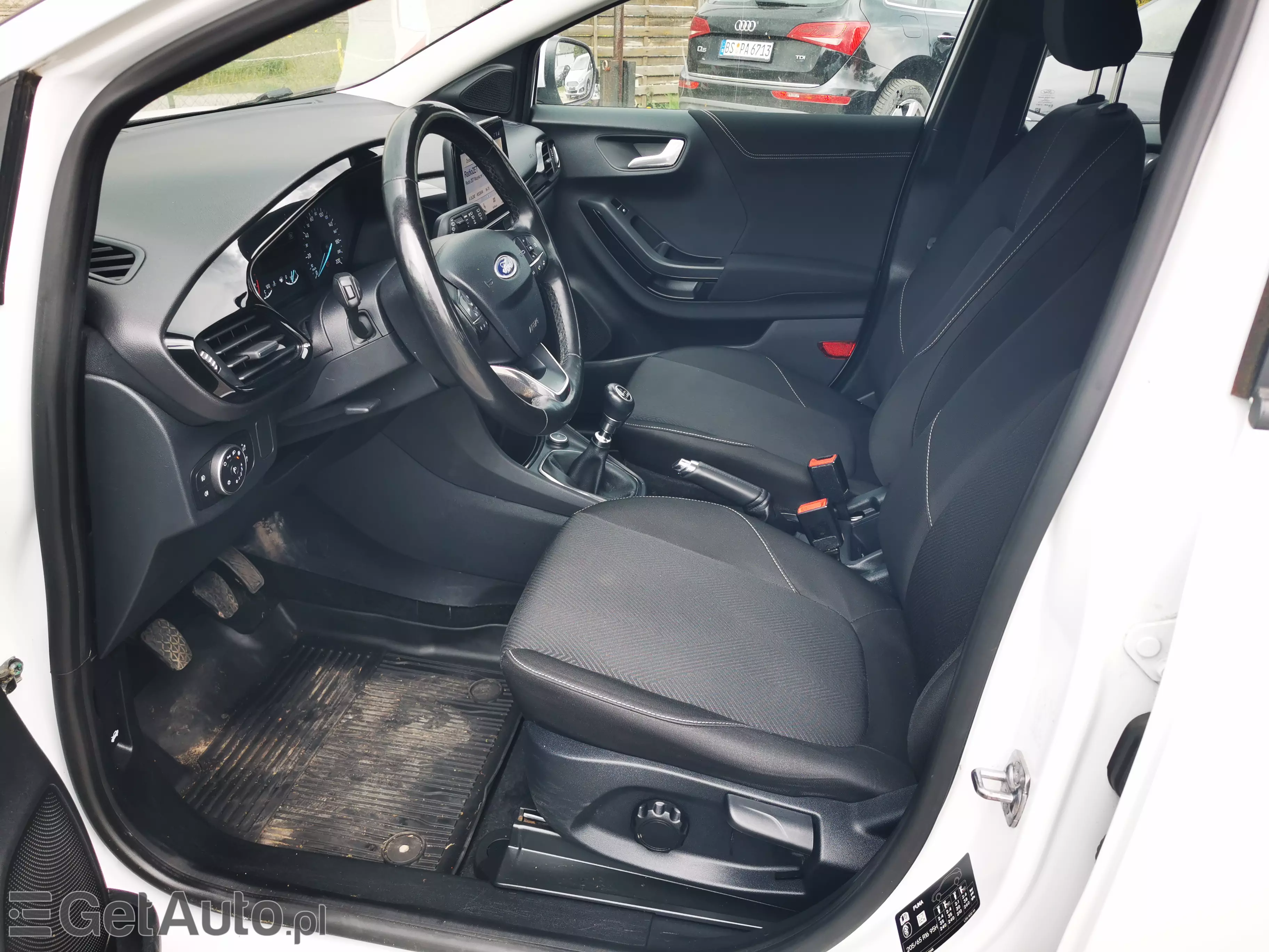 FORD Puma 1.0 EcoBoost COOL & CONNECT