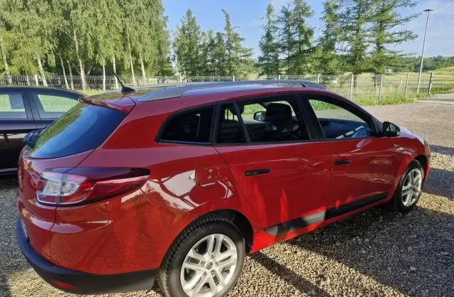 RENAULT Megane 