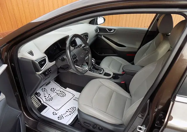 HYUNDAI IONIQ Plug-in hybrid Platinum