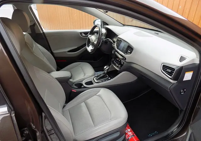 HYUNDAI IONIQ Plug-in hybrid Platinum