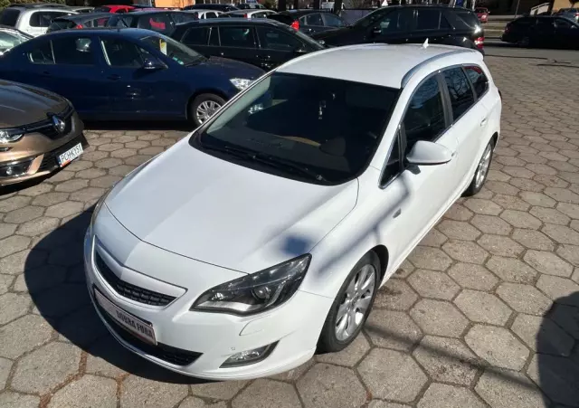 OPEL Astra 2.0 CDTI Exklusiv