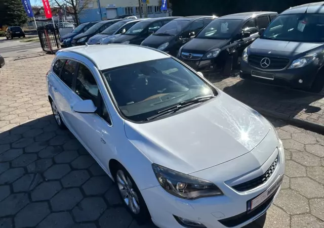 OPEL Astra 2.0 CDTI Exklusiv