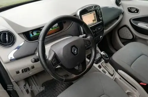 RENAULT Zoe 