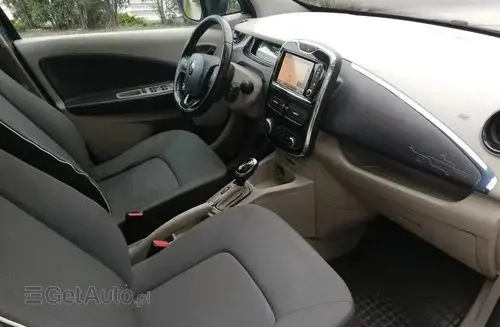 RENAULT Zoe 