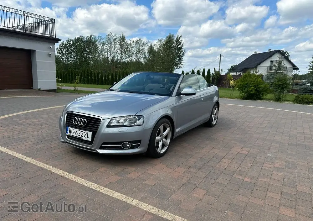 AUDI A3 Cabrio 1.2 TFSI Attraction