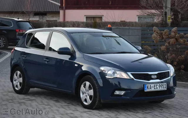KIA Ceed 1.4 CVVT Attract