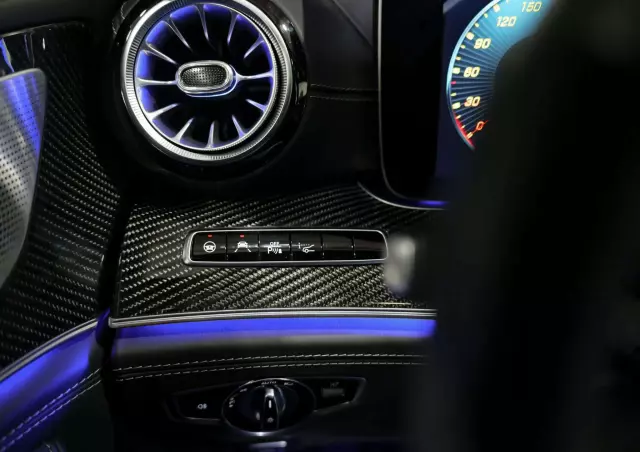 MERCEDES-BENZ AMG GT 53 4-Matic+