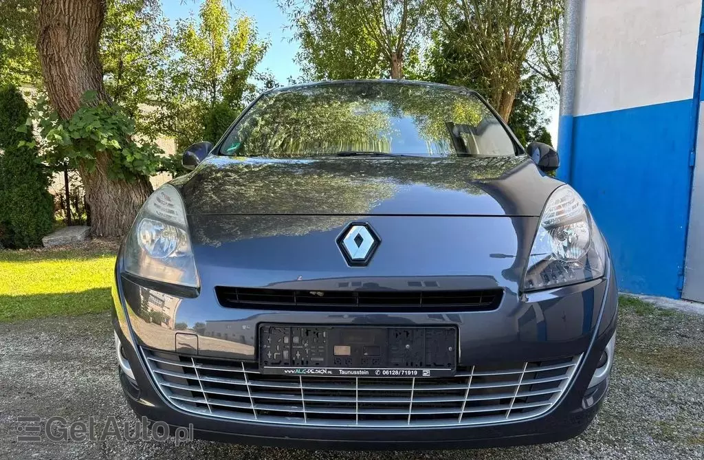 RENAULT Grand Scenic 