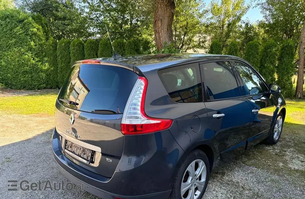 RENAULT Grand Scenic 