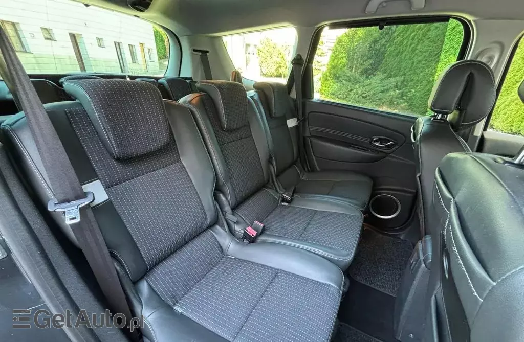 RENAULT Grand Scenic 