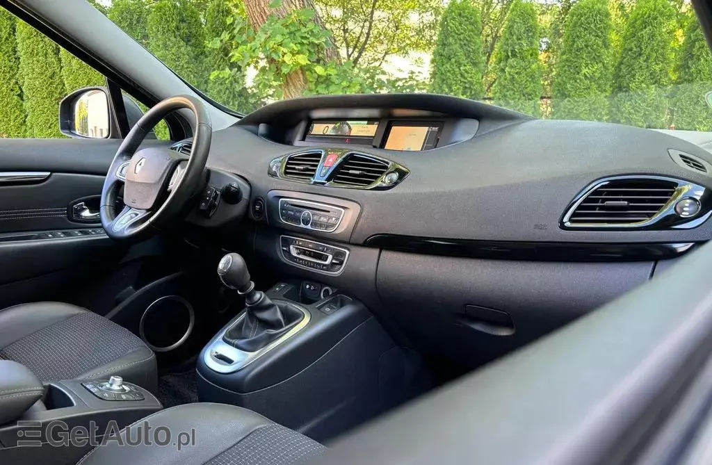 RENAULT Grand Scenic 