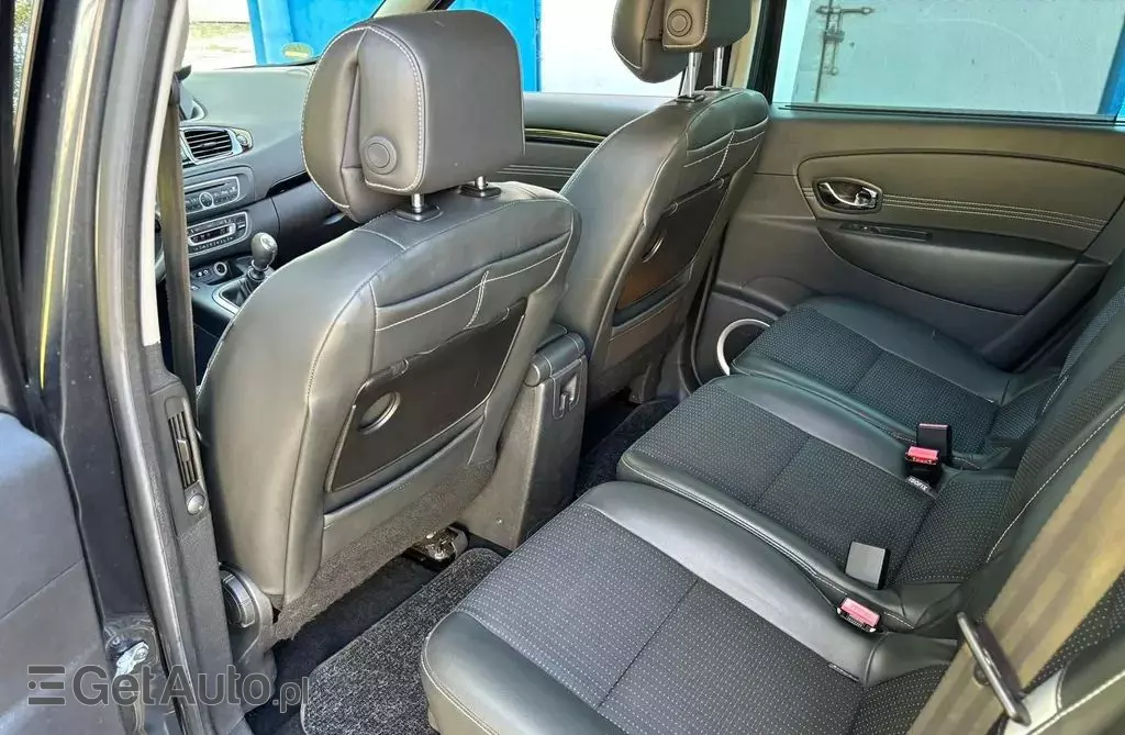 RENAULT Grand Scenic 