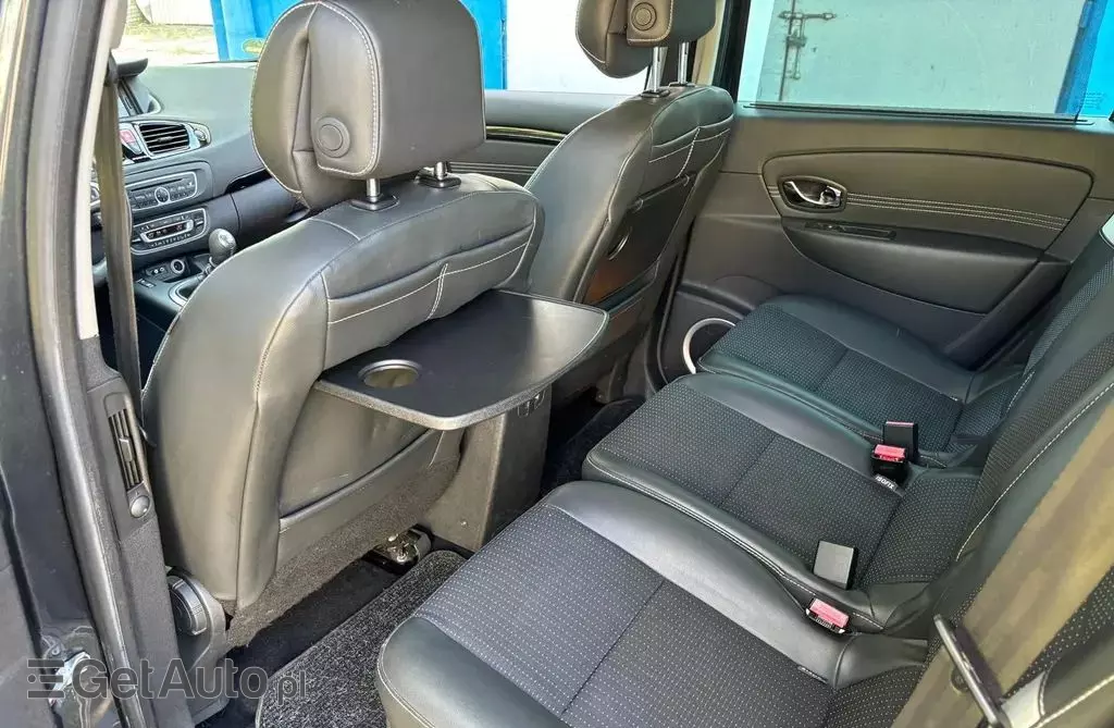 RENAULT Grand Scenic 