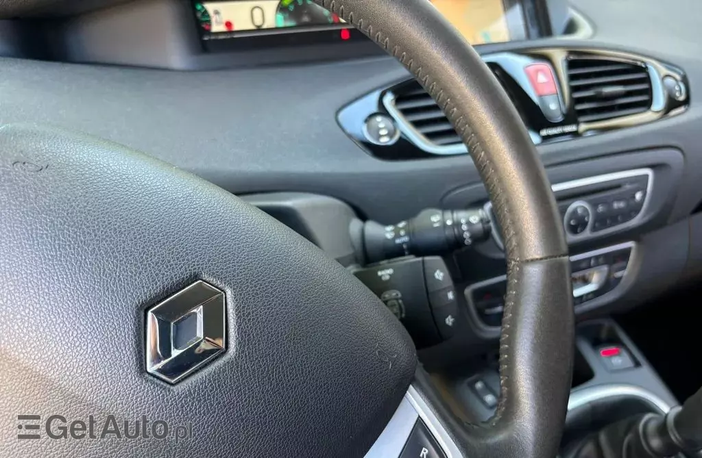 RENAULT Grand Scenic 