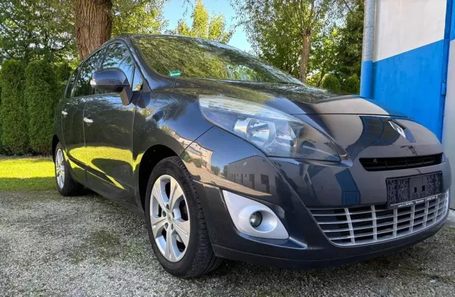 RENAULT Grand Scenic 