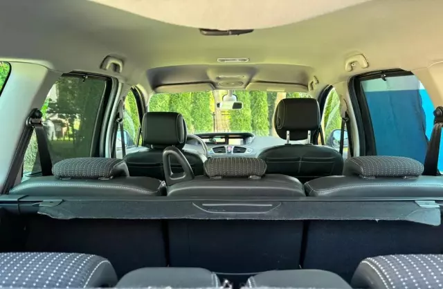 RENAULT Grand Scenic 