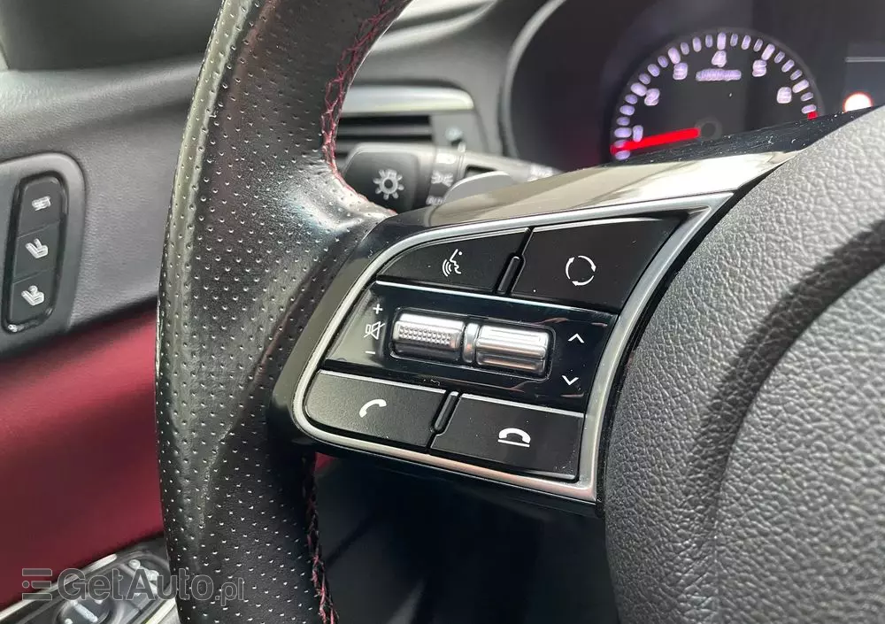 KIA Optima 1.6 T-GDI GT Line DCT