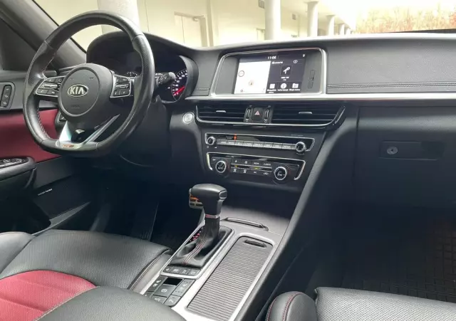 KIA Optima 1.6 T-GDI GT Line DCT