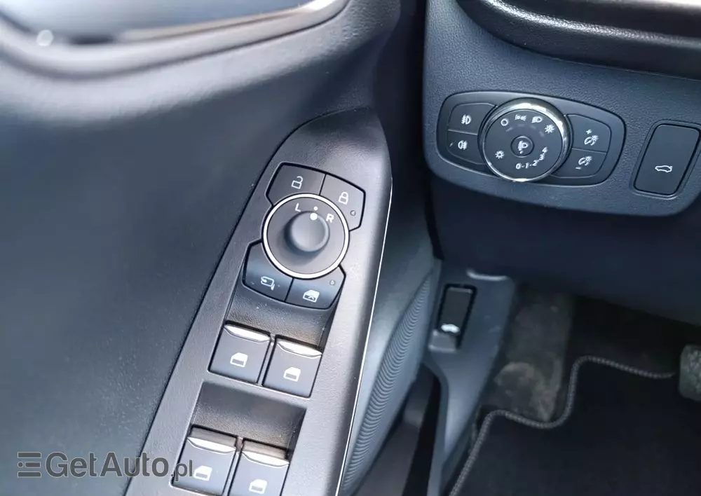 FORD Puma 1.0 EcoBoost Titanium X