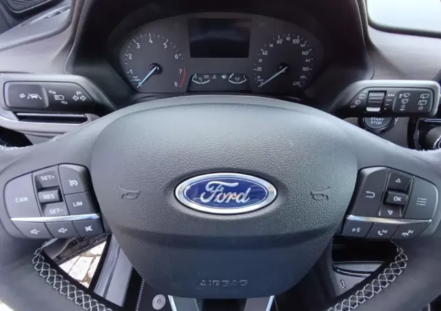 FORD Puma 1.0 EcoBoost Titanium X