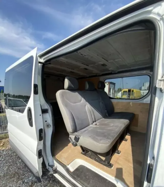 RENAULT Trafic 