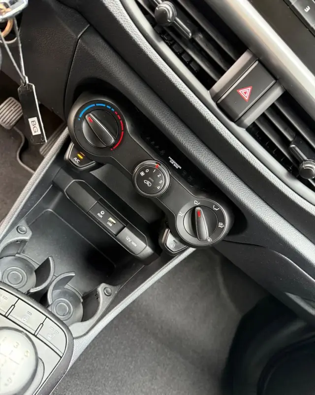 KIA Picanto 1.0 Edition 7