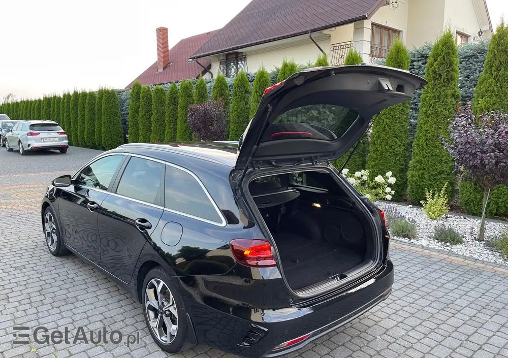 KIA Ceed 1.6 CRDi SCR L Business Line DCT